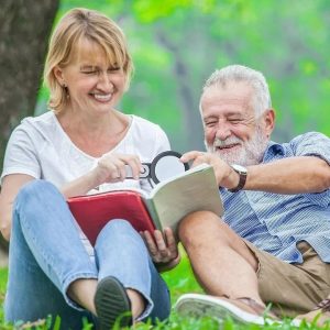 Magnifying Glass For Handheld Use With 30x Optical Power, Designed Specifically For Seniors And Reading Tasks